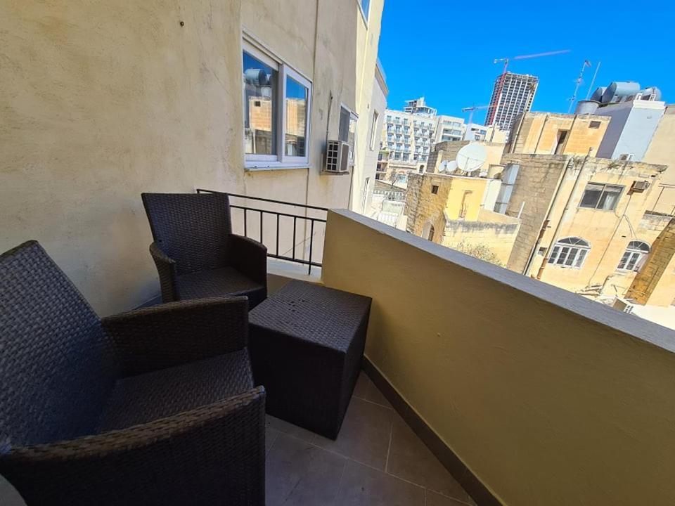 St Julians Central 2 Bedroom Apartment Saint Julian's Ngoại thất bức ảnh